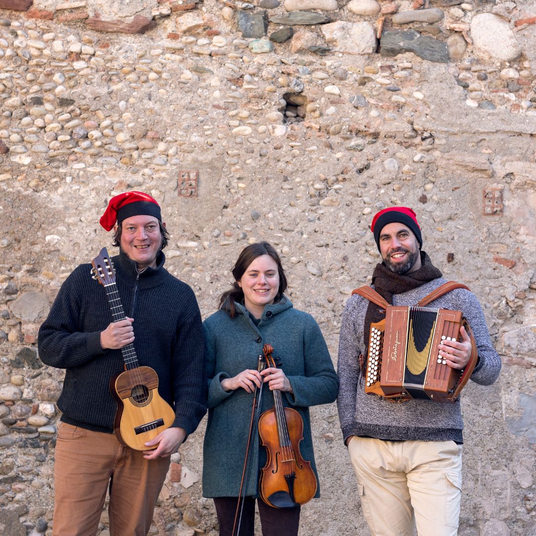 Foto del trio corrandes són corrandes